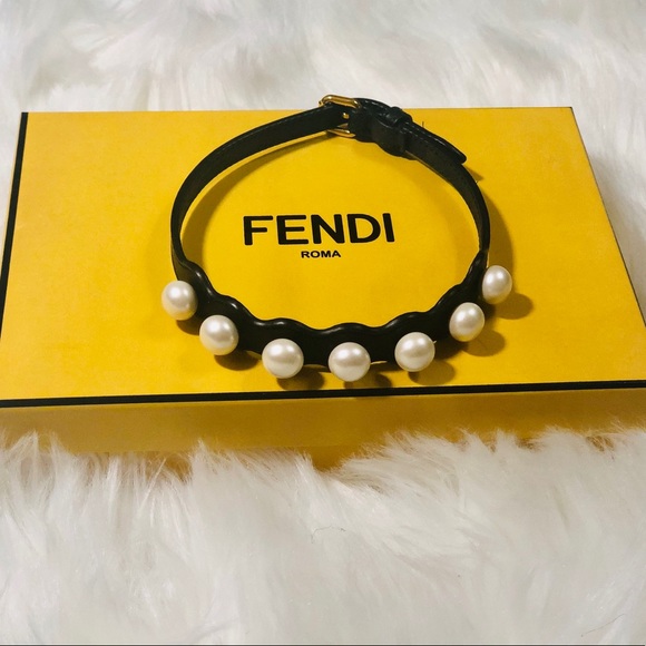 Fendi Jewelry - Fendi Necklace Choker Pearl